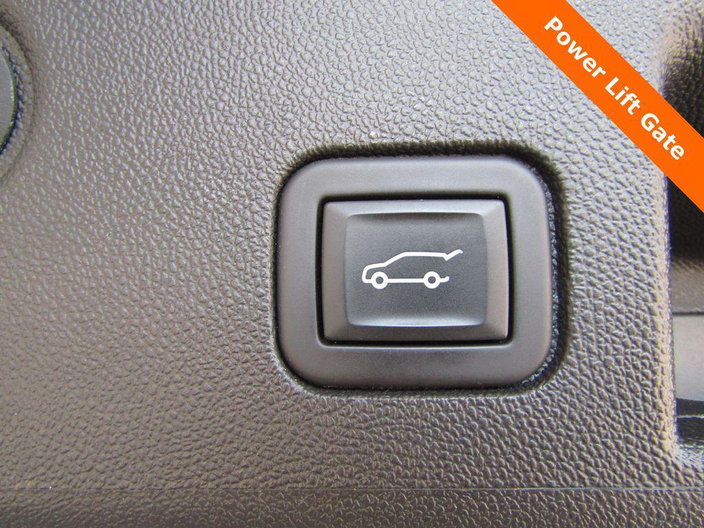used 2024 Chevrolet Equinox car, priced at $23,995