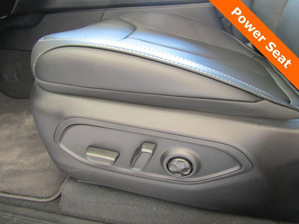 new 2026 Jeep Grand Cherokee L car, priced at $52,405
