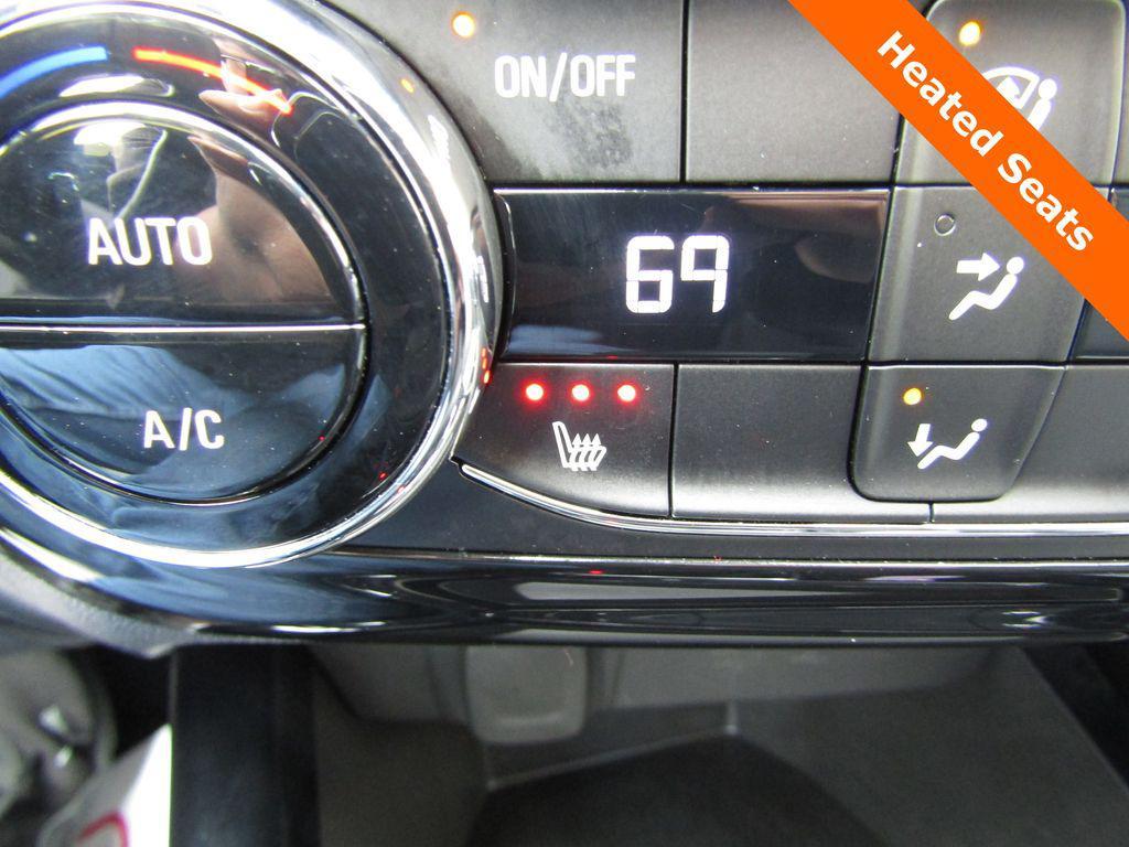 used 2025 Chevrolet Trax car, priced at $20,995