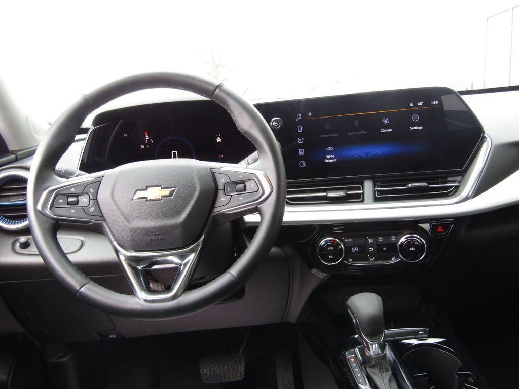 used 2025 Chevrolet Trax car, priced at $20,995