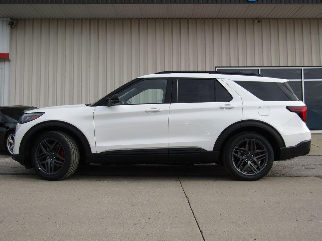 new 2026 Ford Explorer car, priced at $62,075