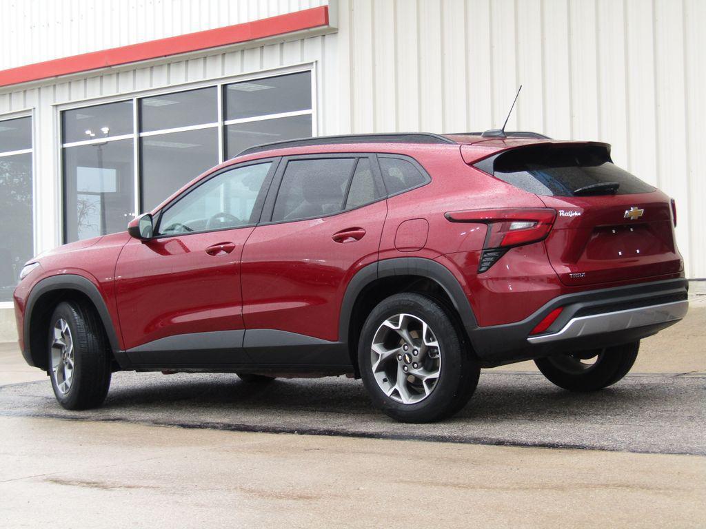 used 2025 Chevrolet Trax car, priced at $22,500