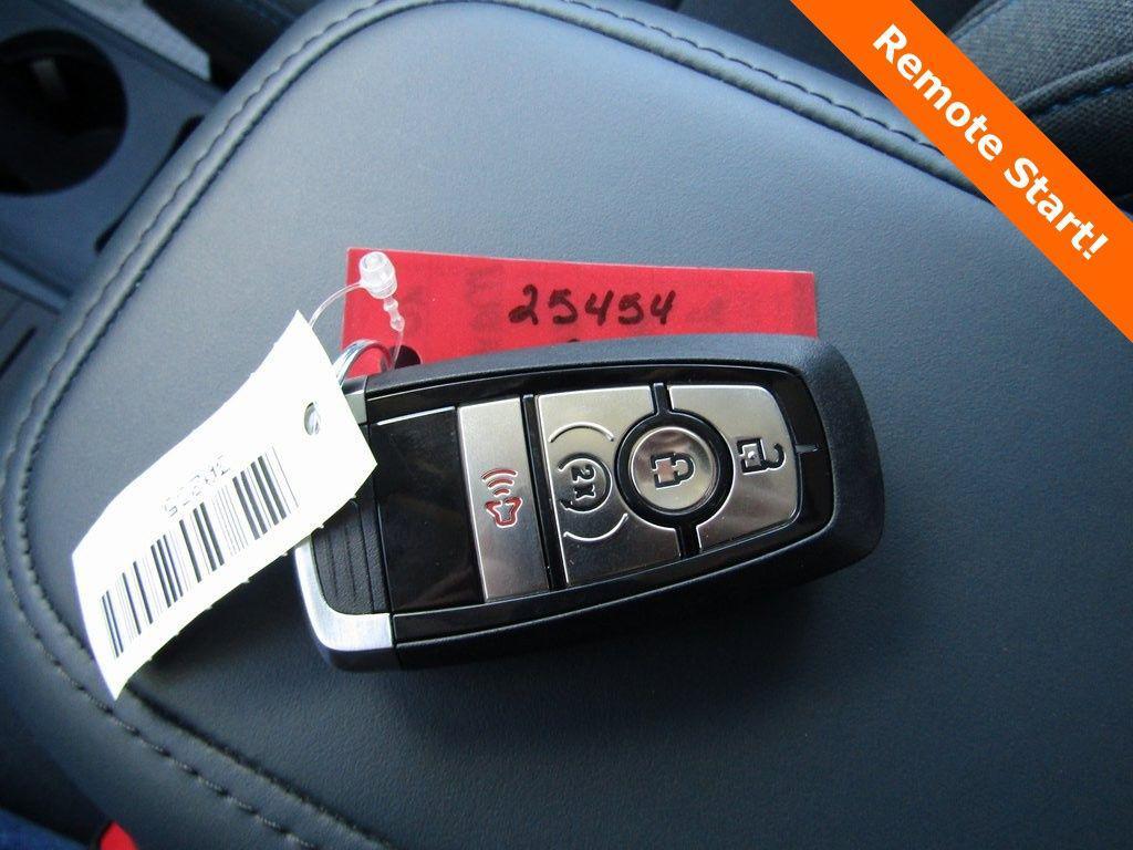 new 2025 Ford Maverick car, priced at $33,385