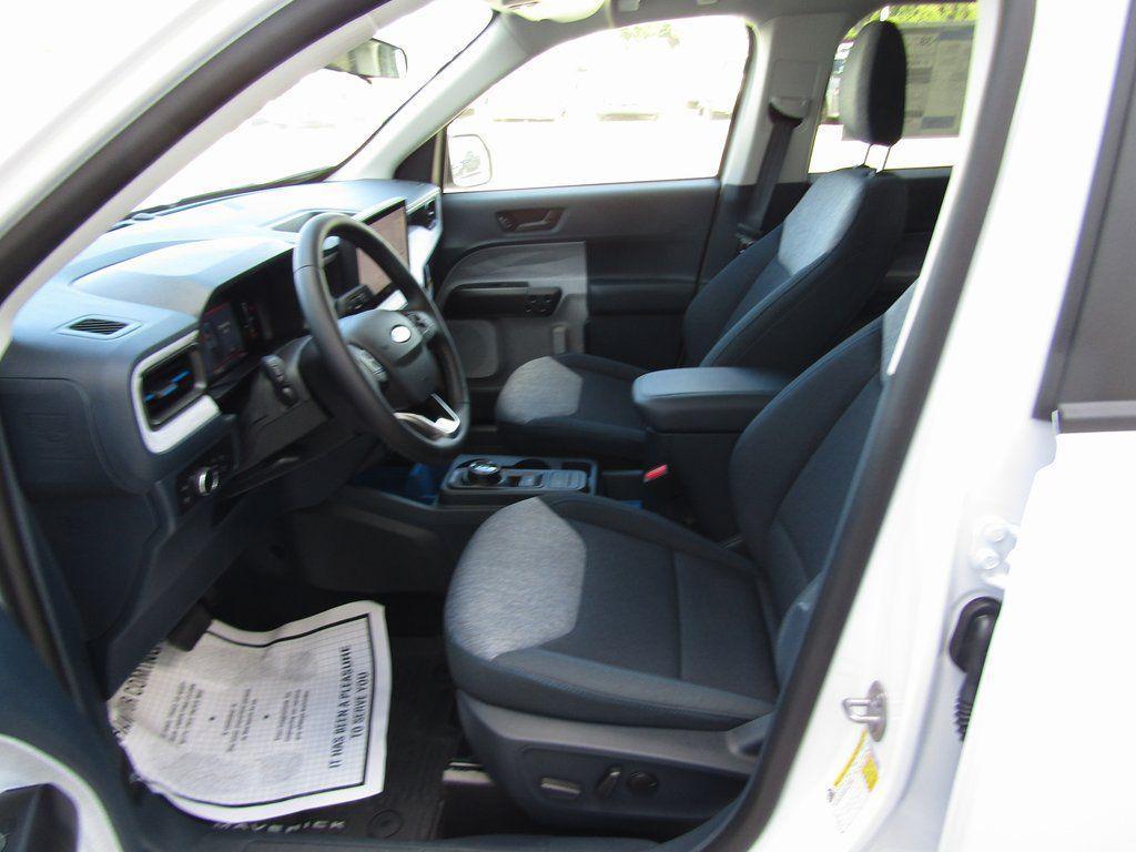 new 2025 Ford Maverick car, priced at $33,385