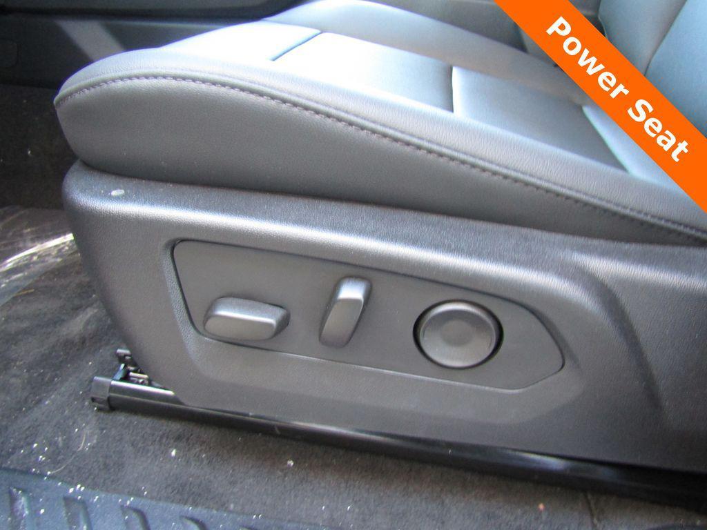 new 2026 Chevrolet Colorado car, priced at $44,865