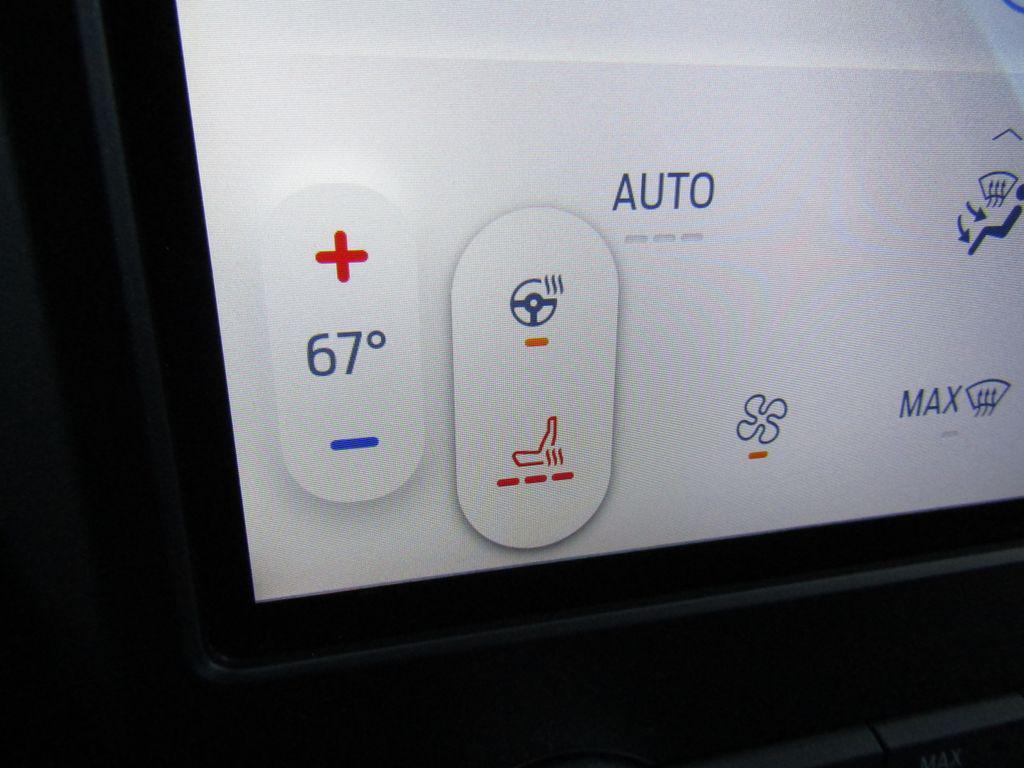 used 2024 Ford Edge car, priced at $30,500