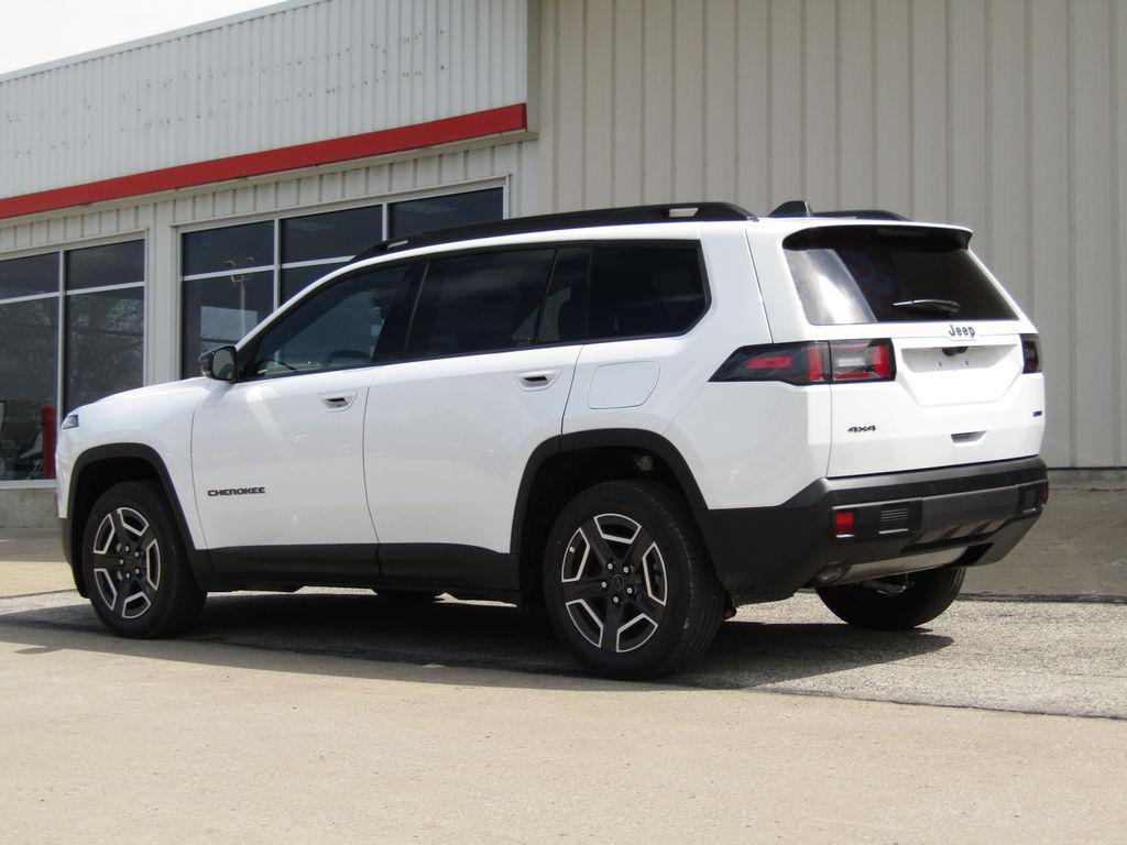 new 2026 Jeep Cherokee car, priced at $38,995