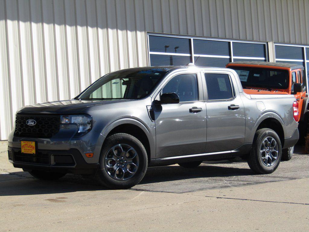new 2025 Ford Maverick car, priced at $32,730