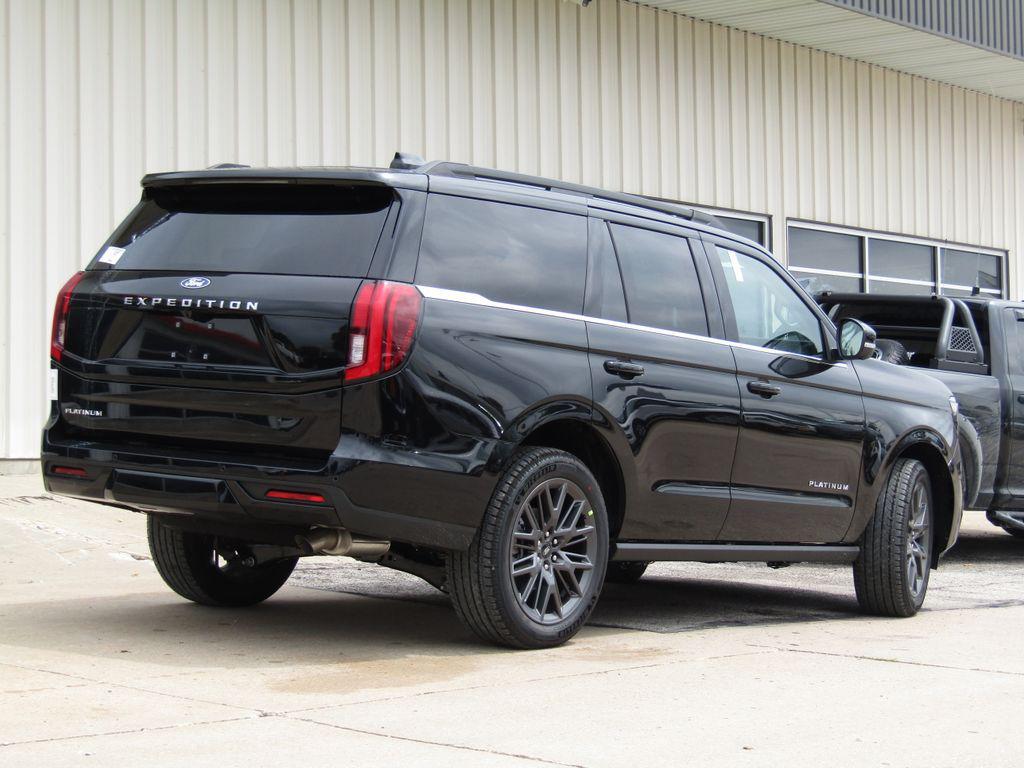 new 2027 Ford Expedition car, priced at $81,825