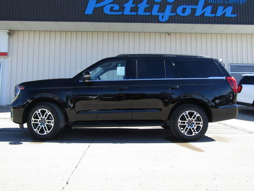 new 2026 Ford Expedition car, priced at $72,385
