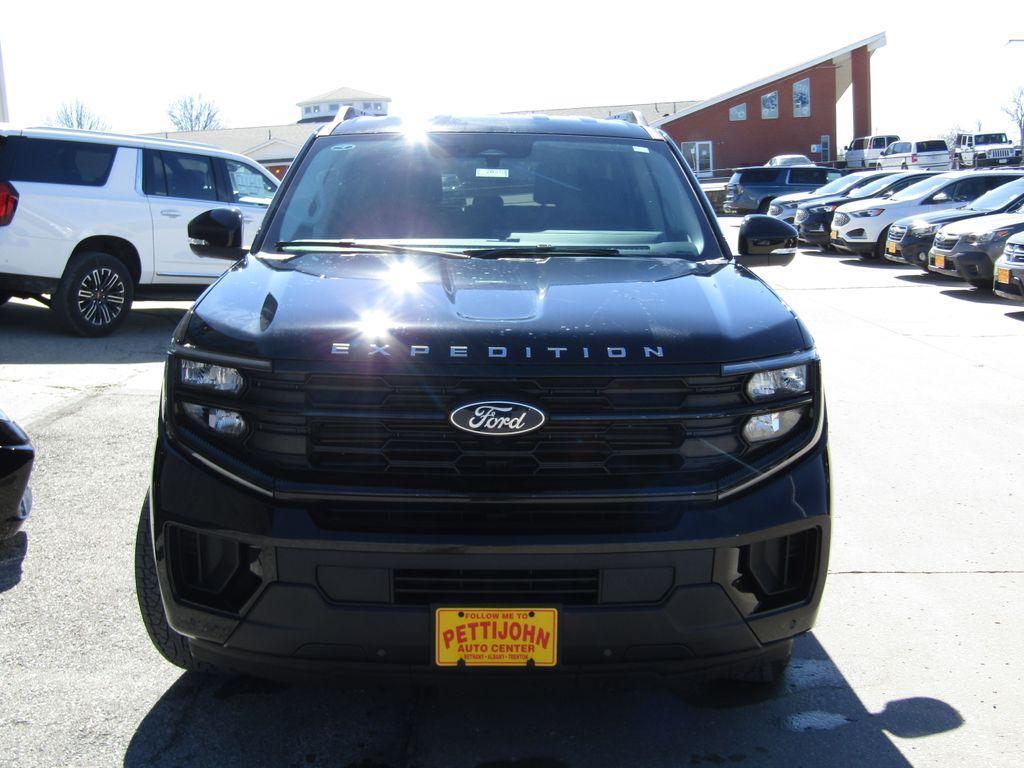 new 2026 Ford Expedition car, priced at $72,385