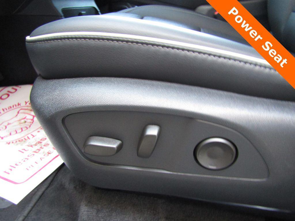 used 2025 Buick Enclave car, priced at $41,500