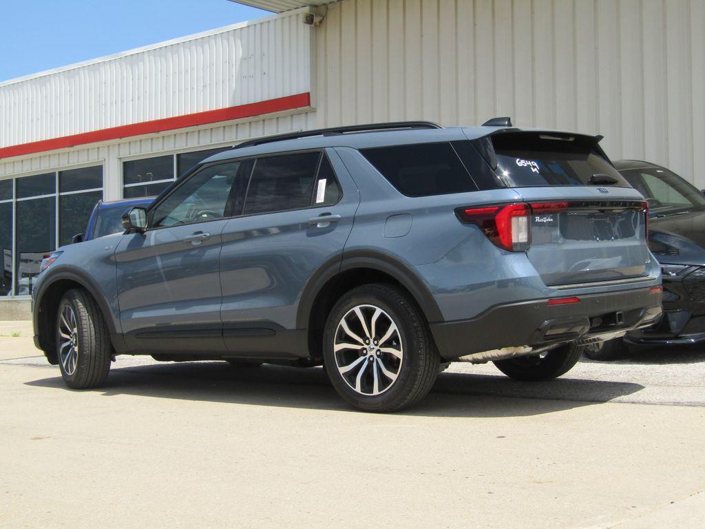 new 2026 Ford Explorer car, priced at $45,425
