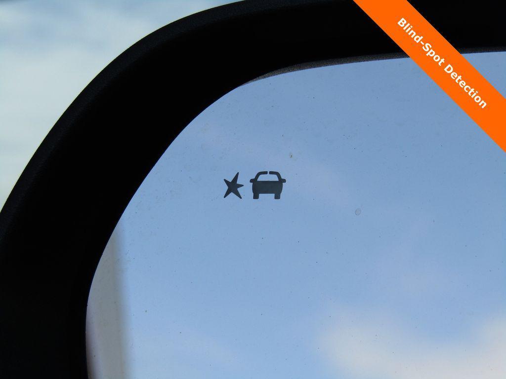 used 2025 GMC Acadia car, priced at $33,995