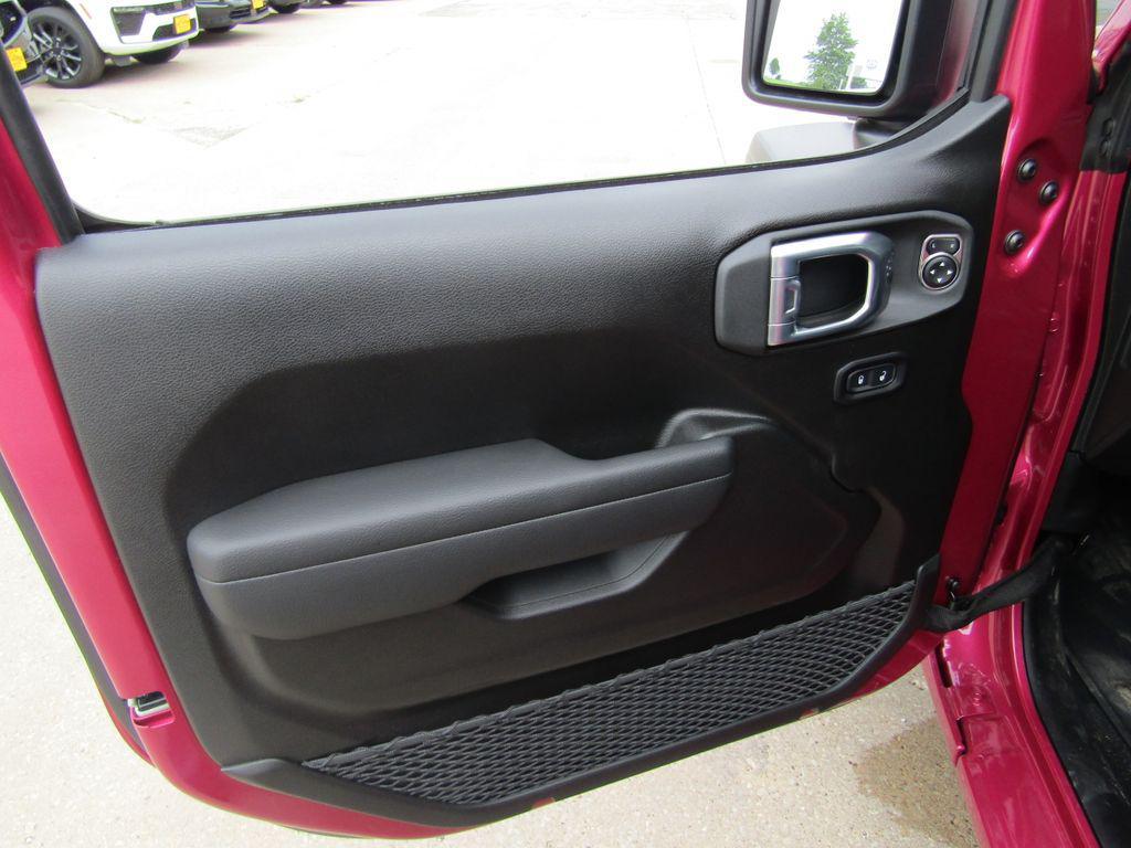 new 2026 Jeep Wrangler car, priced at $47,810