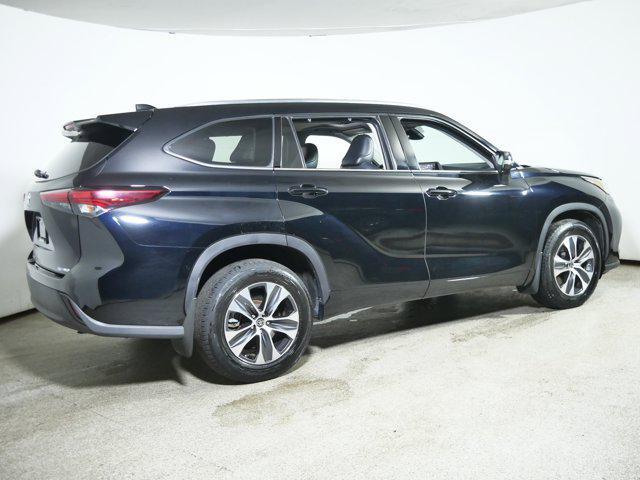 used 2021 Toyota Highlander car, priced at $28,998