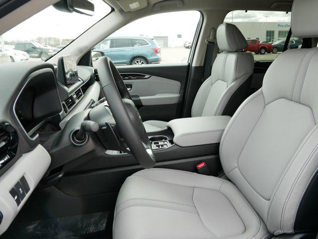 new 2025 Honda Pilot car, priced at $47,095
