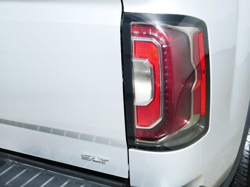 used 2018 GMC Sierra 1500 car, priced at $28,348