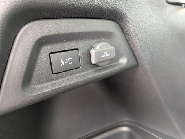 used 2025 Honda Pilot car, priced at $46,847