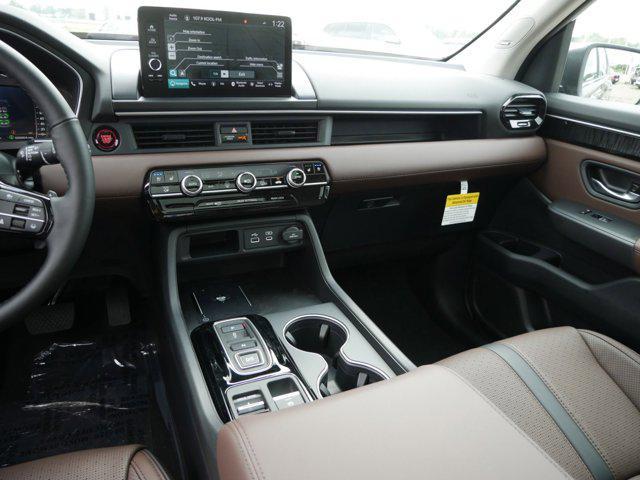 new 2025 Honda Pilot car, priced at $54,575