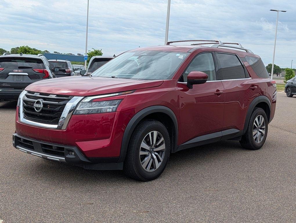 used 2023 Nissan Pathfinder car, priced at $30,847