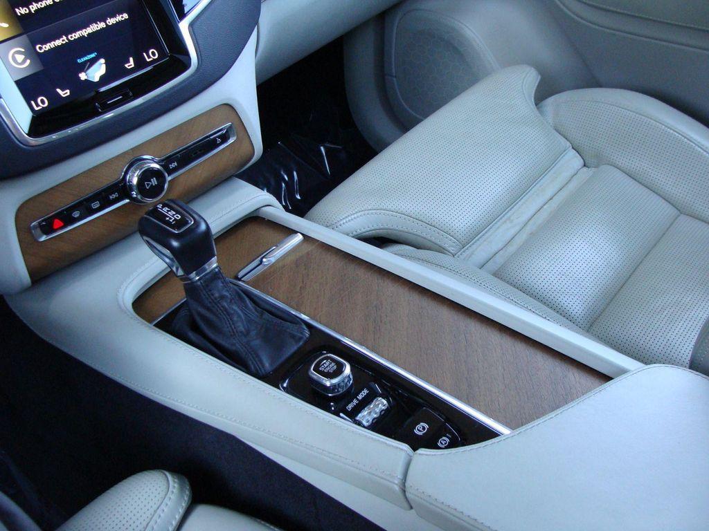 used 2019 Volvo XC90 car, priced at $20,555