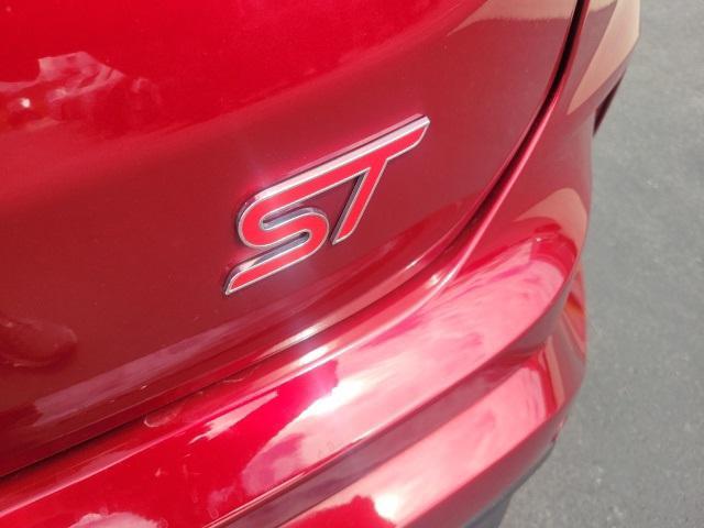 used 2019 Ford Edge car, priced at $22,999