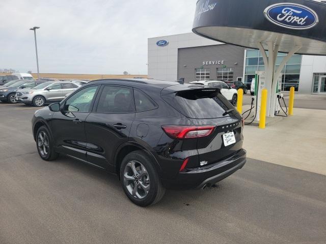 used 2024 Ford Escape car, priced at $25,994