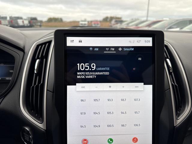 used 2024 Ford Edge car, priced at $26,994