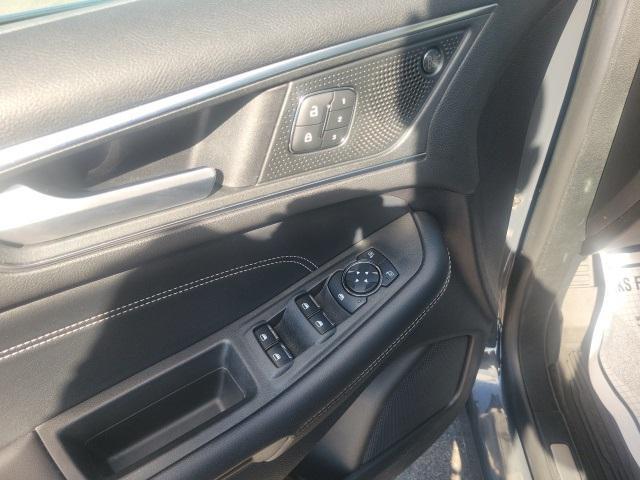 used 2021 Ford Edge car, priced at $22,991