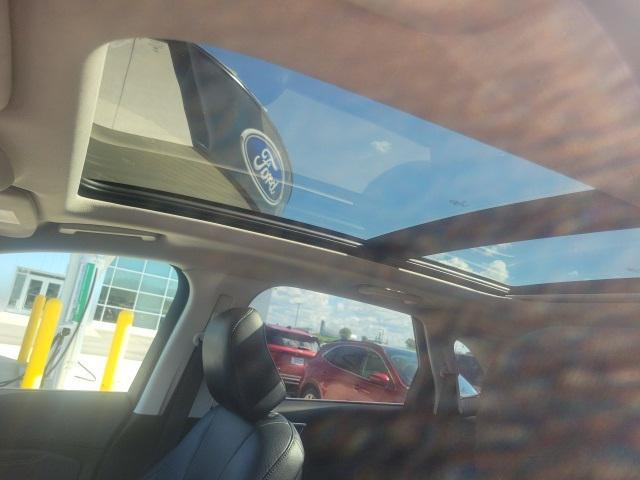 used 2021 Ford Edge car, priced at $22,991