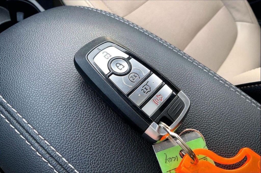 used 2020 Ford Escape car, priced at $18,184