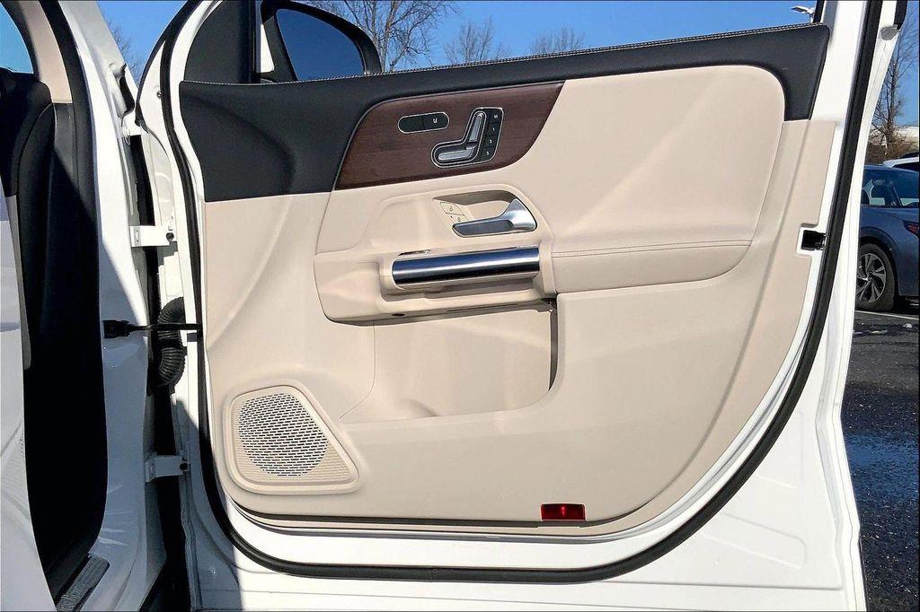 used 2023 Mercedes-Benz GLA 250 car, priced at $30,472