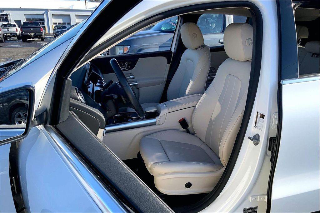 used 2023 Mercedes-Benz GLA 250 car, priced at $30,472