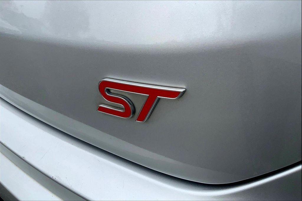 used 2019 Ford Edge car, priced at $15,990