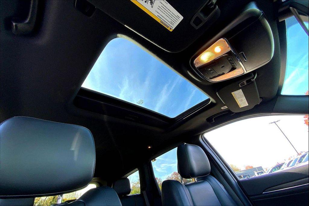 used 2021 Jeep Grand Cherokee car, priced at $17,995