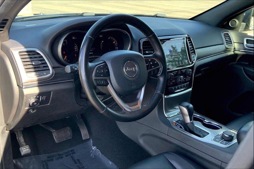 used 2021 Jeep Grand Cherokee car, priced at $17,995