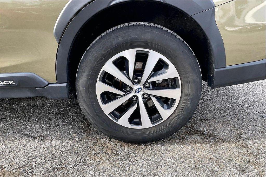 used 2023 Subaru Outback car, priced at $22,231