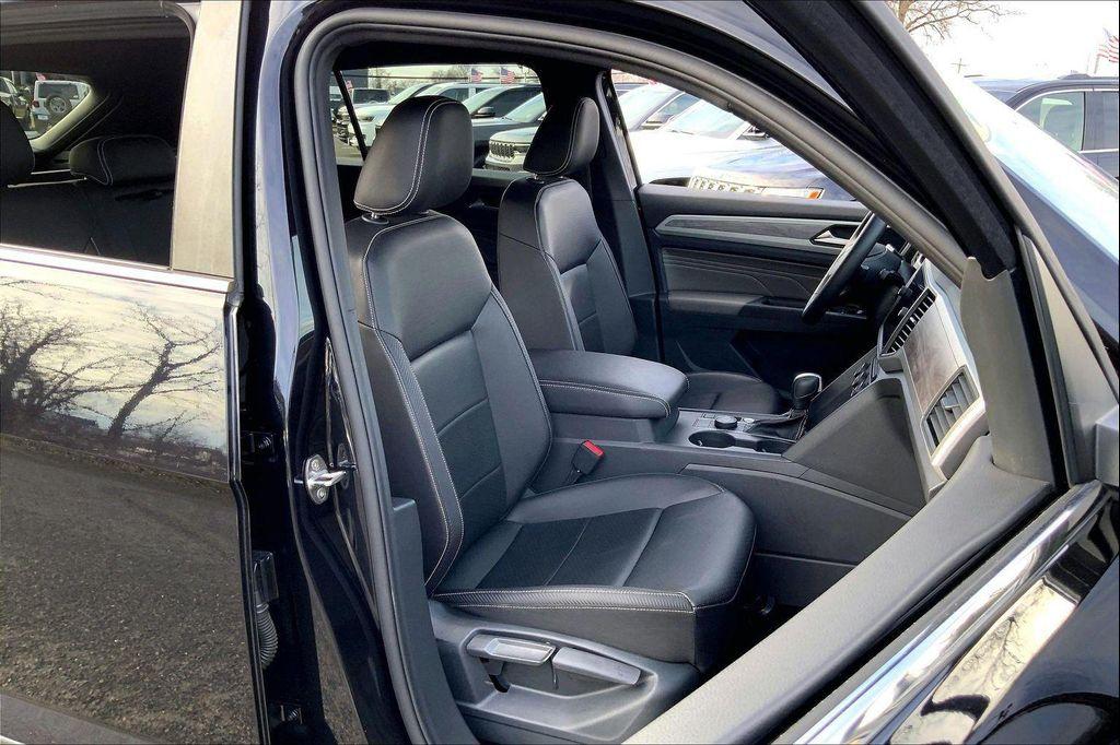 used 2021 Volkswagen Atlas Cross Sport car, priced at $22,397