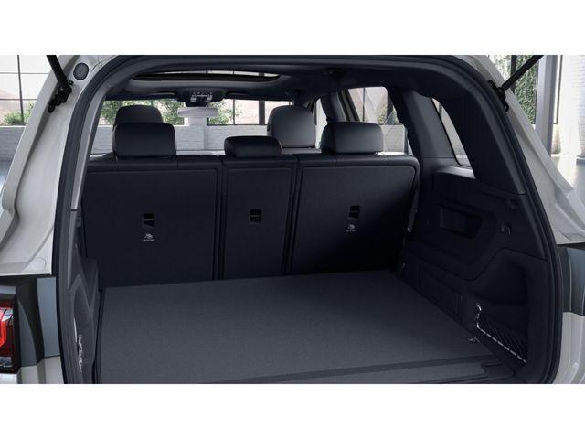used 2023 Mercedes-Benz GLB 250 car, priced at $30,725