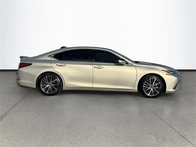 used 2023 Lexus ES 350 car, priced at $36,700