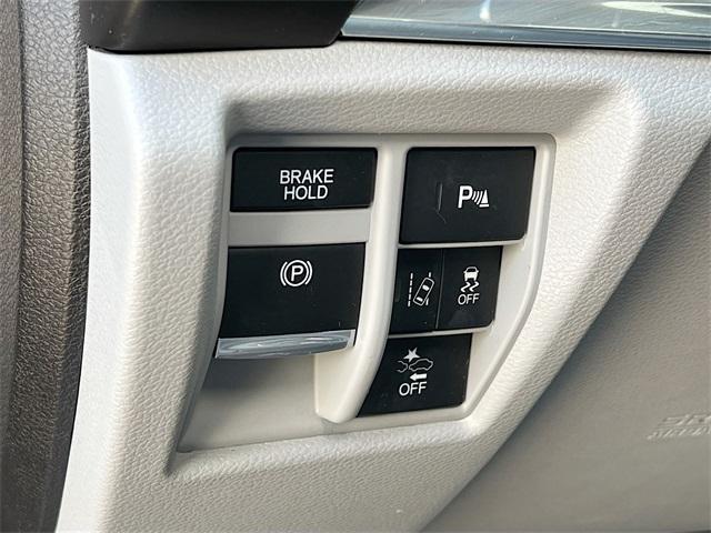 used 2020 Acura MDX car, priced at $25,250