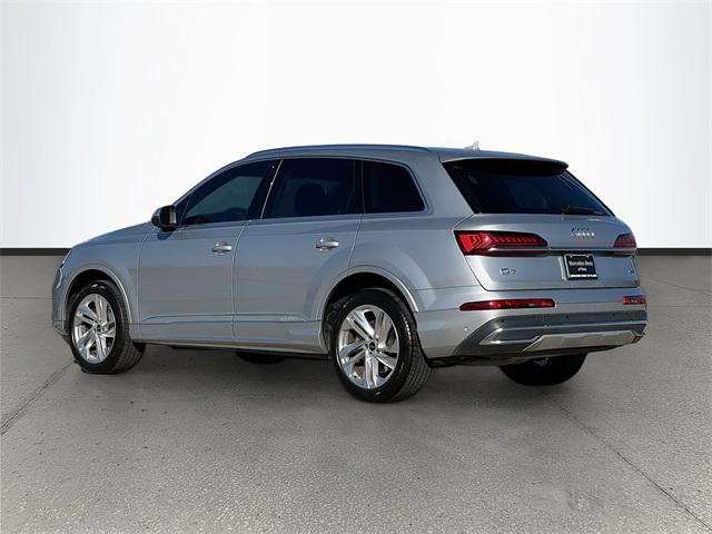 used 2022 Audi Q7 car, priced at $30,250