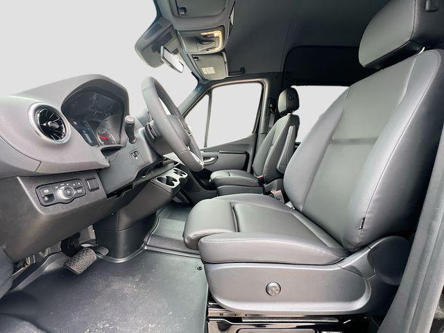 new 2026 Mercedes-Benz Sprinter 2500 car, priced at $92,804