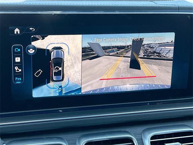 new 2025 Mercedes-Benz GLE 580 car, priced at $96,945