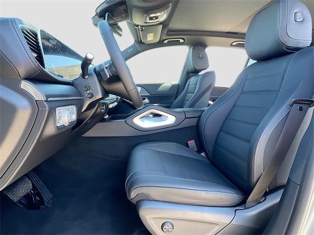 new 2025 Mercedes-Benz GLE 580 car, priced at $96,945