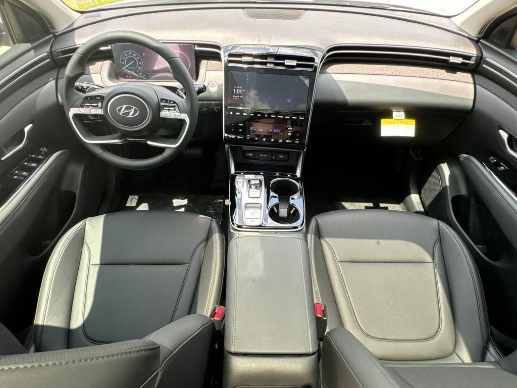 used 2024 Hyundai TUCSON Hybrid car, priced at $34,000