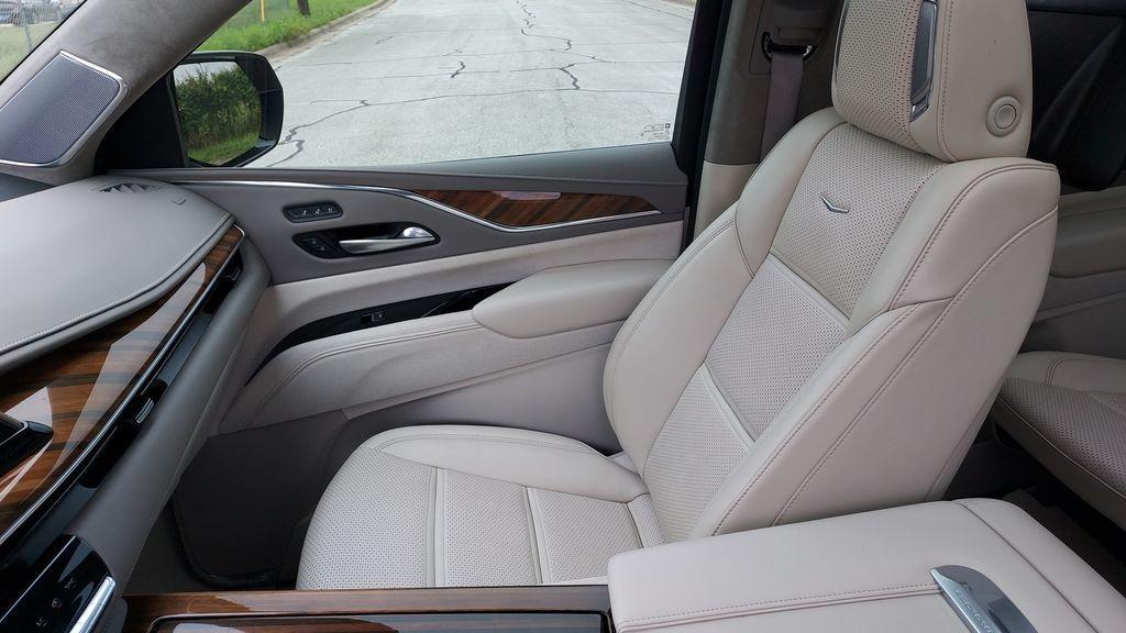 used 2024 Cadillac Escalade car, priced at $80,692