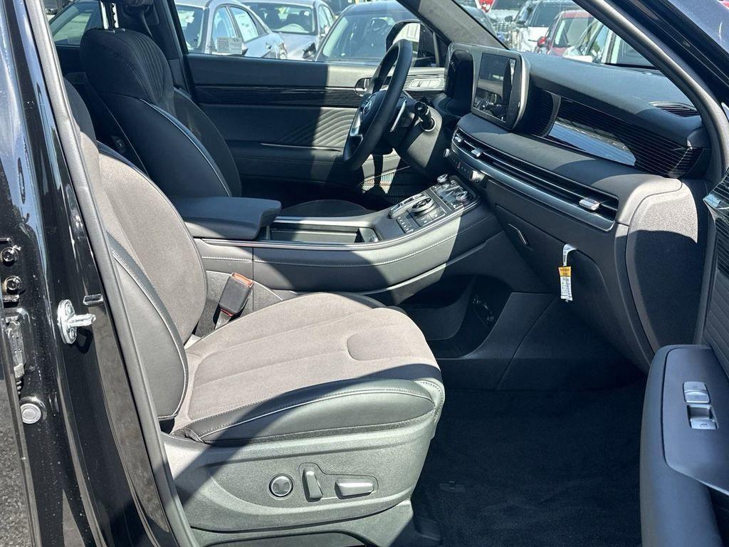new 2025 Hyundai Palisade car, priced at $53,370