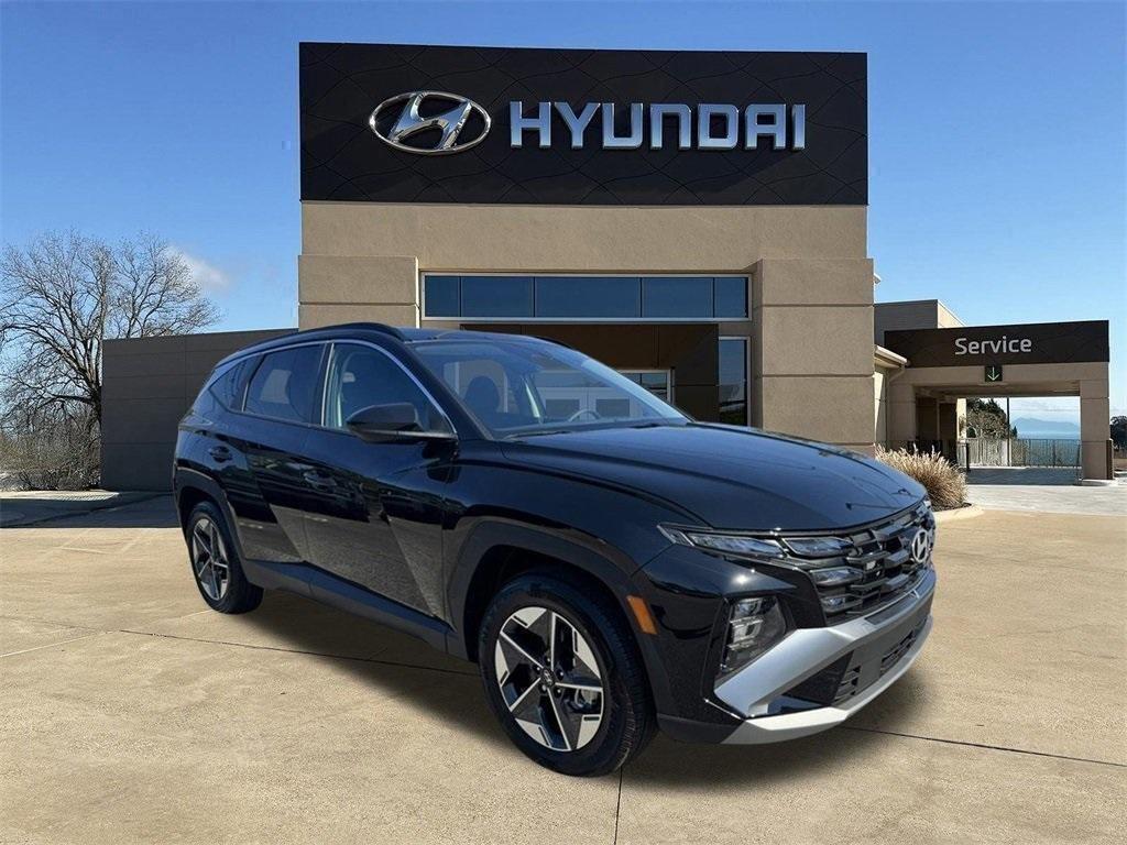 new 2025 Hyundai Tucson car, priced at $30,500